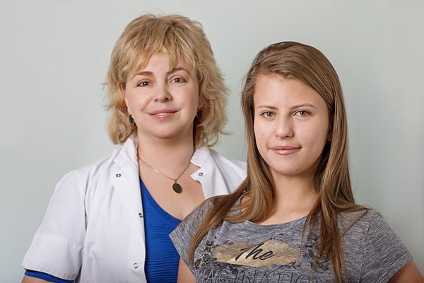 Aline with Crystal Touch specialist - Elena Pashova